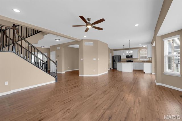 340 Cambridgeshire Court, St Peters, MO 63376