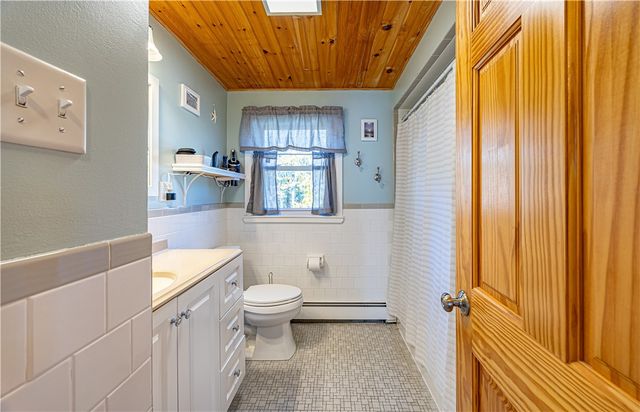 51 Orchard Street, North Smithfield, RI 02896