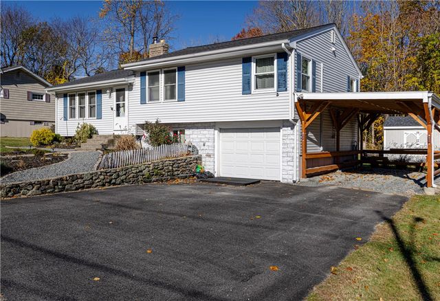 51 Orchard Street, North Smithfield, RI 02896