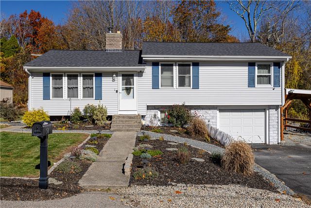 51 Orchard Street, North Smithfield, RI 02896