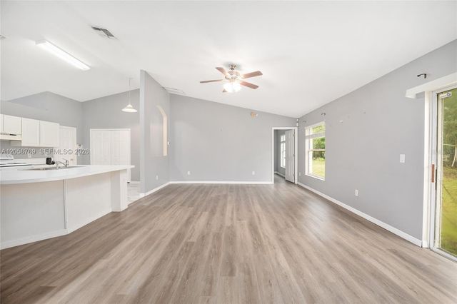 20 Pine Court Loop, Ocala, FL 34472