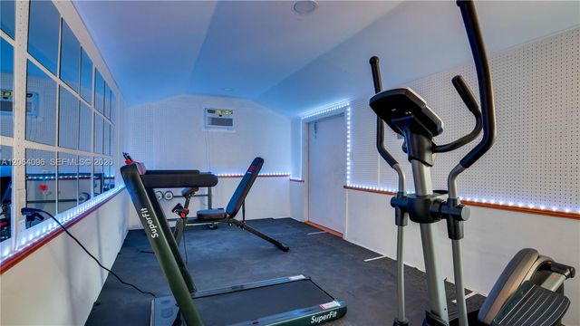 301 SW 69th Ave 301, Miami, FL 33144