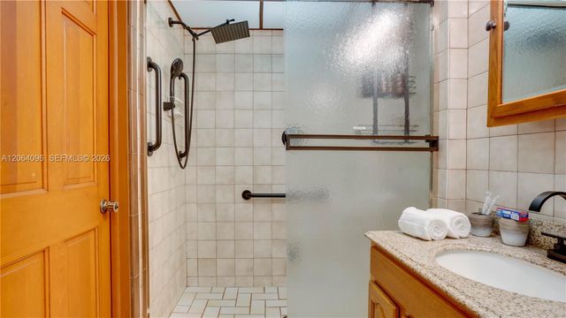 301 SW 69th Ave 301, Miami, FL 33144