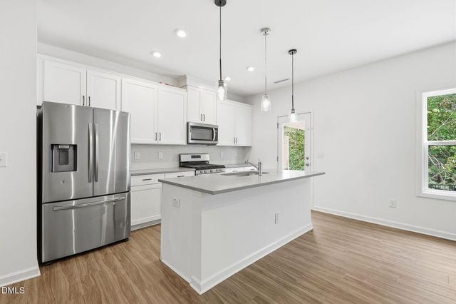 803 Oak Center Drive, Raleigh, NC 27610