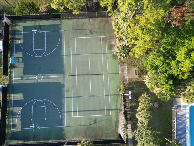 10520 MONTPELIER CIRCLE, Orlando, FL 32821