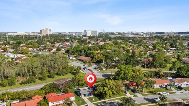 10520 MONTPELIER CIRCLE, Orlando, FL 32821