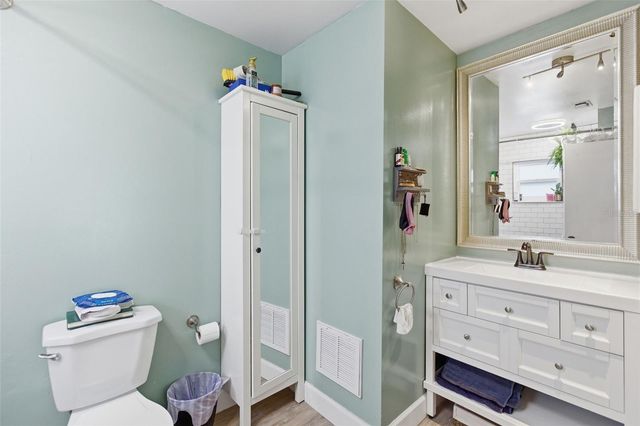 10520 MONTPELIER CIRCLE, Orlando, FL 32821