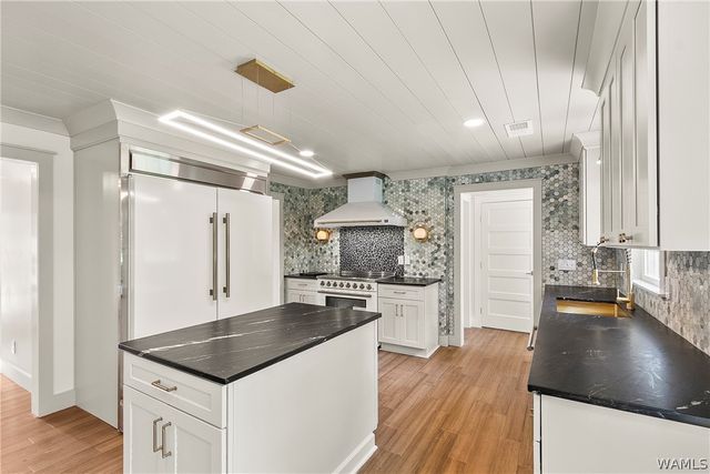 381 Riverdale, Tuscaloosa, AL 35406