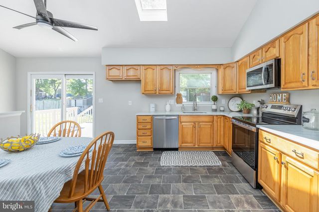 205 8TH ST, West Deptford, NJ 08086