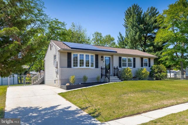 205 8TH ST, West Deptford, NJ 08086