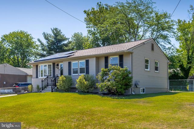 205 8TH ST, West Deptford, NJ 08086