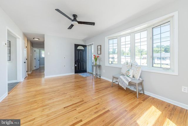 205 8TH ST, West Deptford, NJ 08086