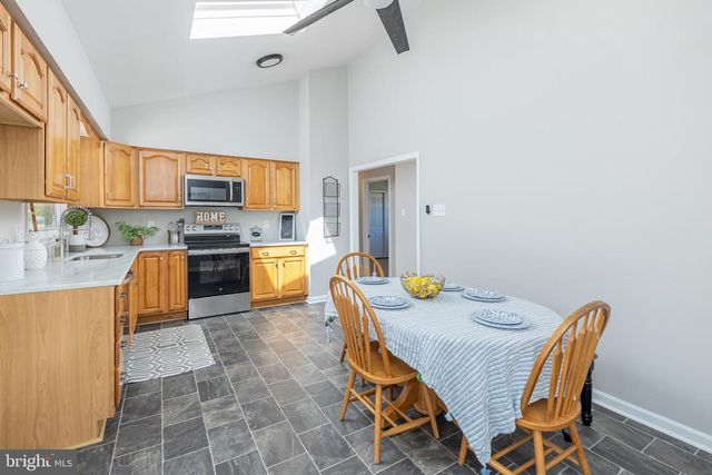 205 8TH ST, West Deptford, NJ 08086
