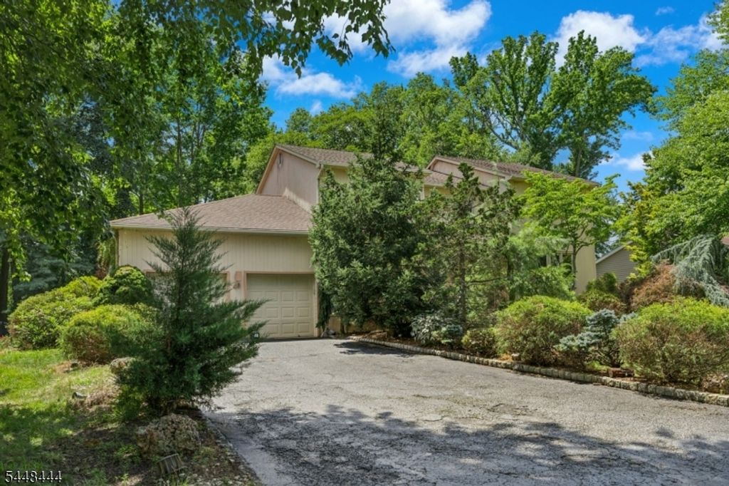 40 Vista Dr, Marlboro Twp., NJ 07751 — photo 3