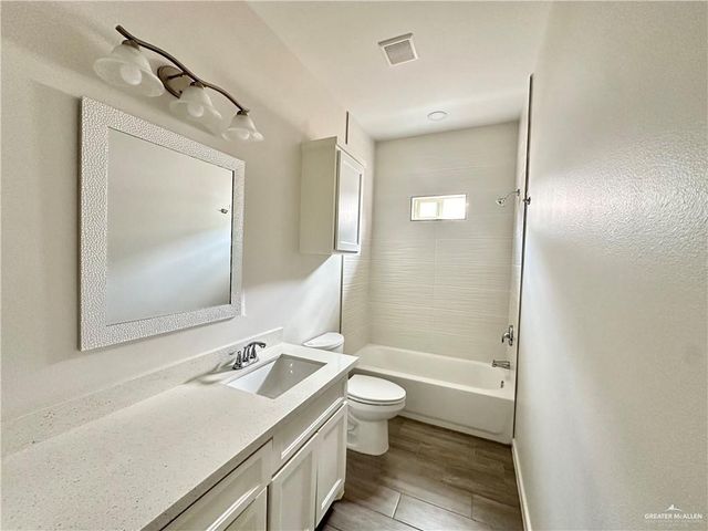 5609 Sandpiper Avenue, Mcallen, TX 78504