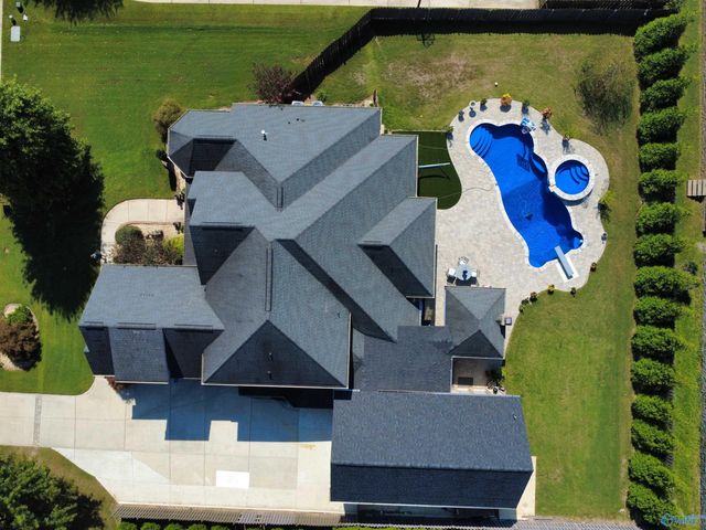 23 Mcmullen Lane, Gurley, AL 35748