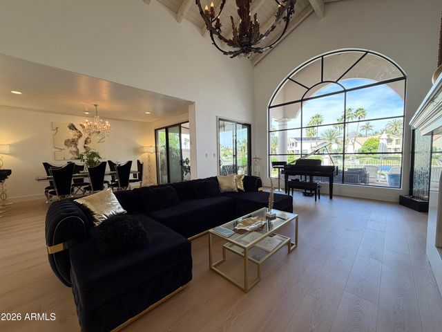 10120 E TOPAZ Drive, Scottsdale, AZ 85258