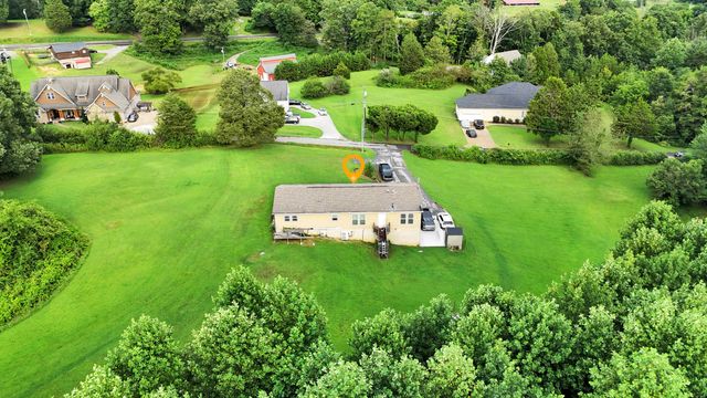 130 Co Rd 124, Athens, TN 37303