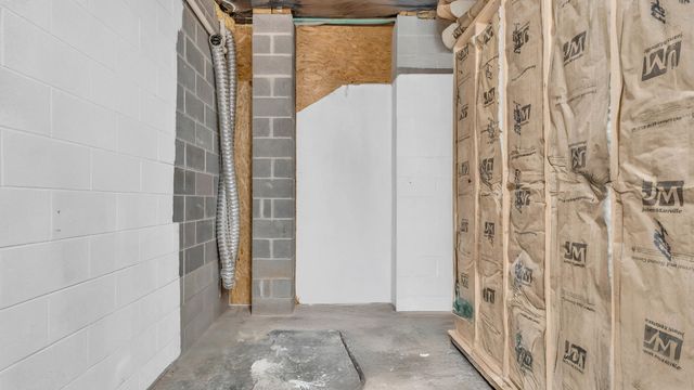 130 Co Rd 124, Athens, TN 37303