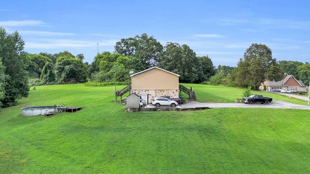 130 Co Rd 124, Athens, TN 37303