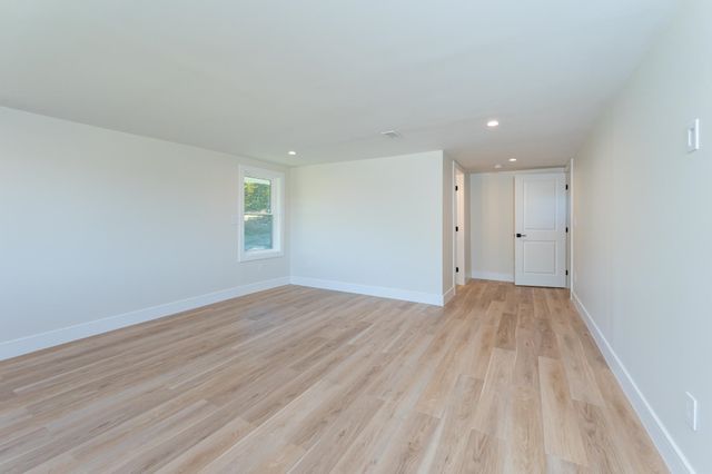 162 Rocky Ledge Road, Windsor, NH 03244