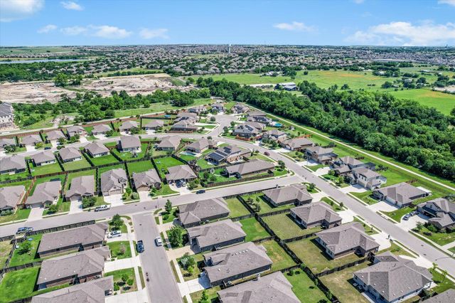 1225 Matt LN, Round Rock, TX 78665