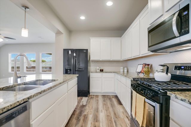 1225 Matt LN, Round Rock, TX 78665
