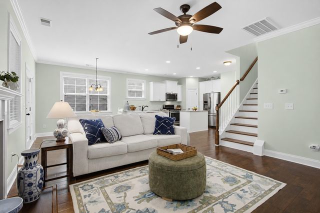 5353 Birdie Lane, Hollywood, SC 29449