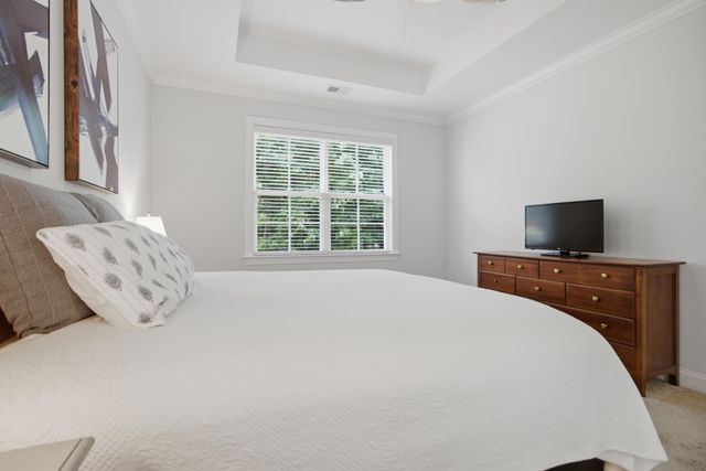 5353 Birdie Lane, Hollywood, SC 29449