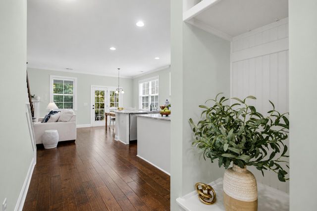 5353 Birdie Lane, Hollywood, SC 29449