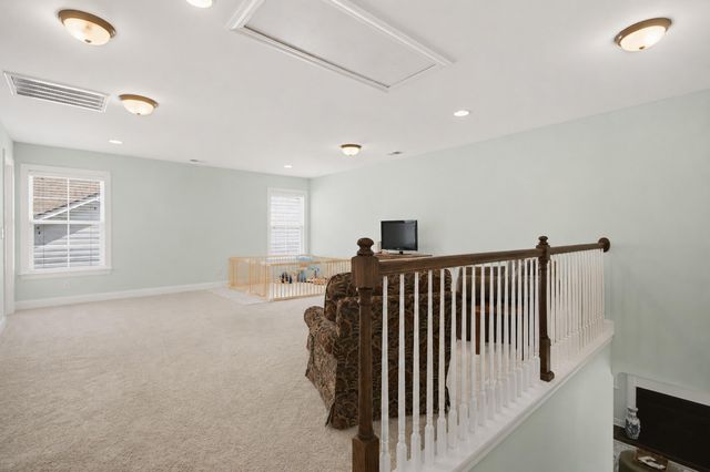 5353 Birdie Lane, Hollywood, SC 29449