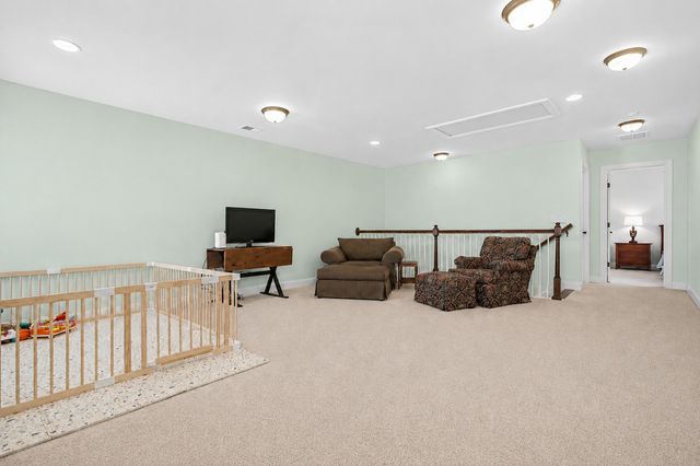 5353 Birdie Lane, Hollywood, SC 29449
