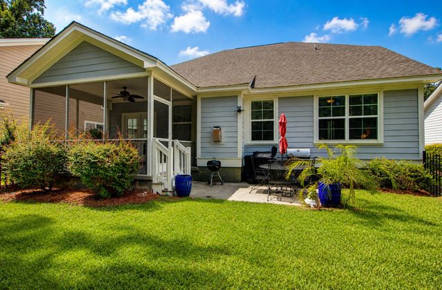 5353 Birdie Lane, Hollywood, SC 29449