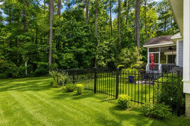 5353 Birdie Lane, Hollywood, SC 29449