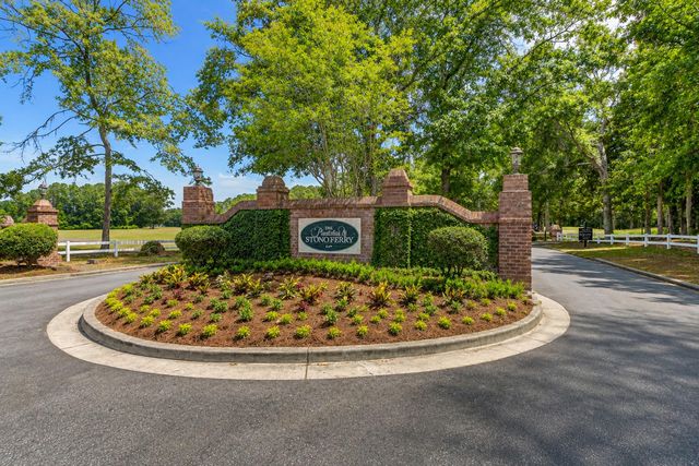 5353 Birdie Lane, Hollywood, SC 29449