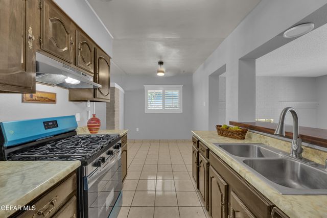 1137 PRESCOTT Drive, El Paso, TX 79915
