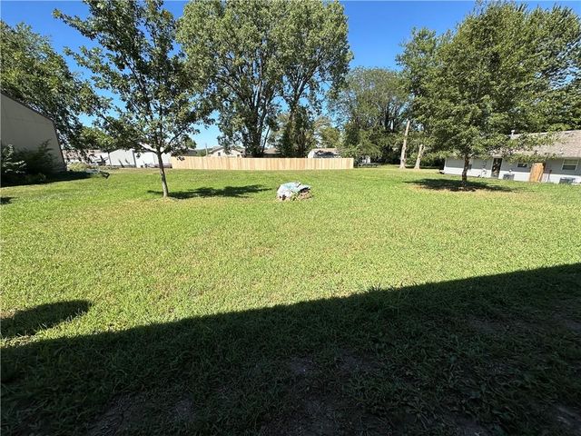 623 W Mason Street, Odessa, MO 64076