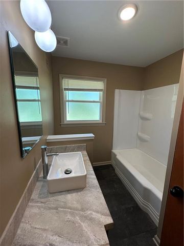 623 W Mason Street, Odessa, MO 64076