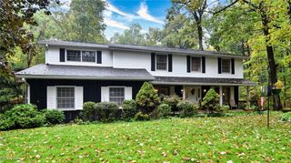 7320 Ober Lane, Chagrin Falls, OH 44023