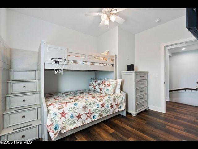 2083 New River Inlet Road A, Sneads Ferry, NC 28460