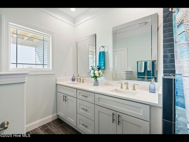 2083 New River Inlet Road A, Sneads Ferry, NC 28460