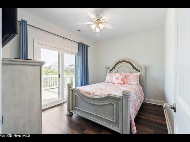 2083 New River Inlet Road A, Sneads Ferry, NC 28460