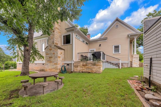 403 E 4th ST, Georgetown, TX 78626