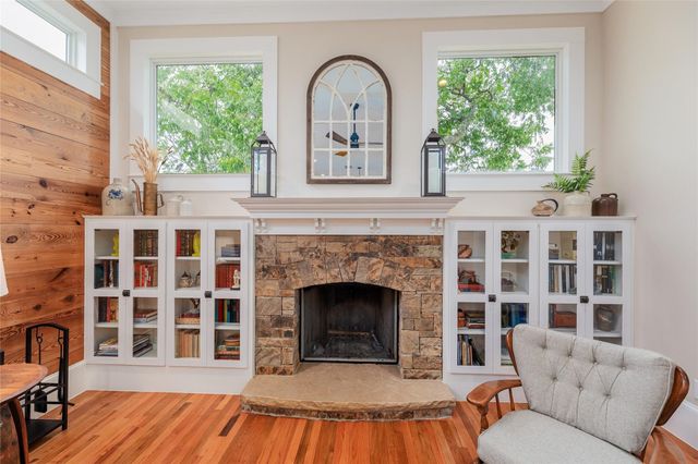403 E 4th ST, Georgetown, TX 78626