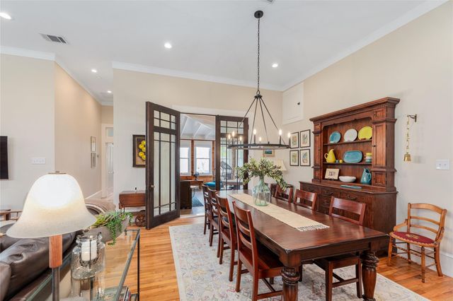 403 E 4th ST, Georgetown, TX 78626
