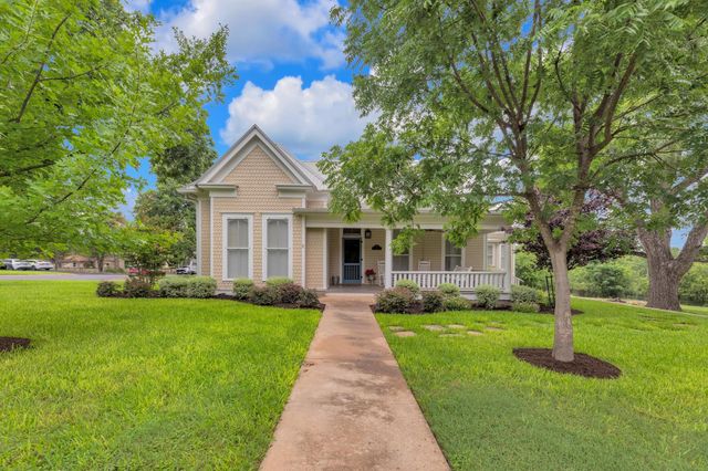 403 E 4th ST, Georgetown, TX 78626