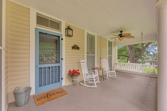 403 E 4th ST, Georgetown, TX 78626