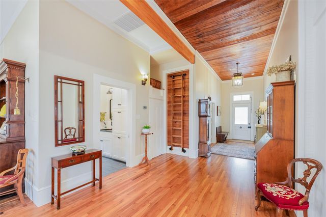 403 E 4th ST, Georgetown, TX 78626