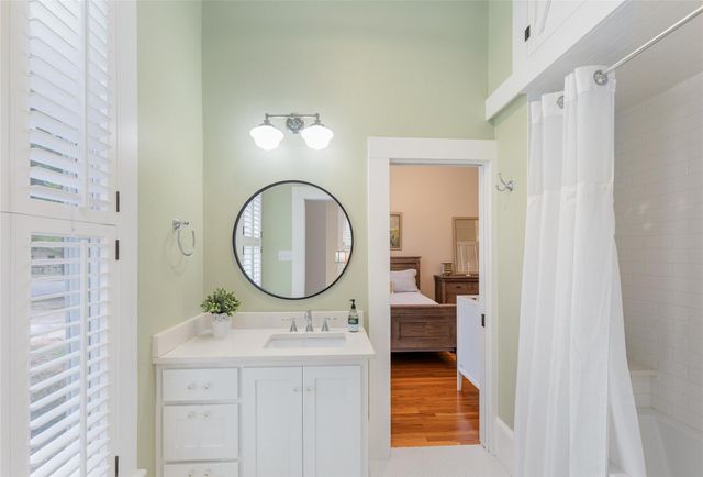 403 E 4th ST, Georgetown, TX 78626