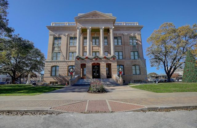 403 E 4th ST, Georgetown, TX 78626